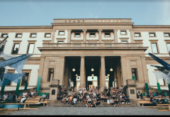 Gebäude